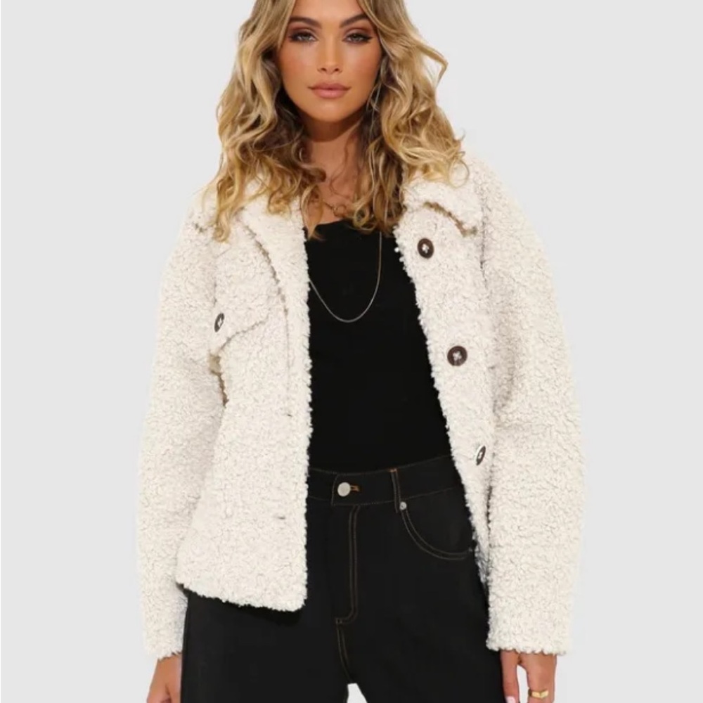 Madison Cream Teddy Jacket - NEVER BEEN WORN